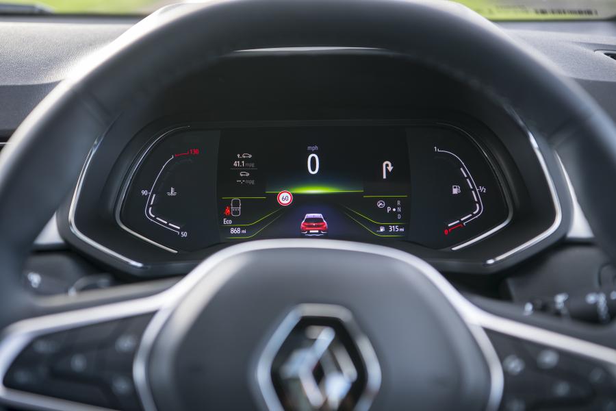 Панель приборов Renault Captur S-Edition 2019 года  (UK) (фото 29 из 40)